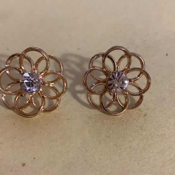 Pretty flower earrings pierced* - Picture 1 of 4